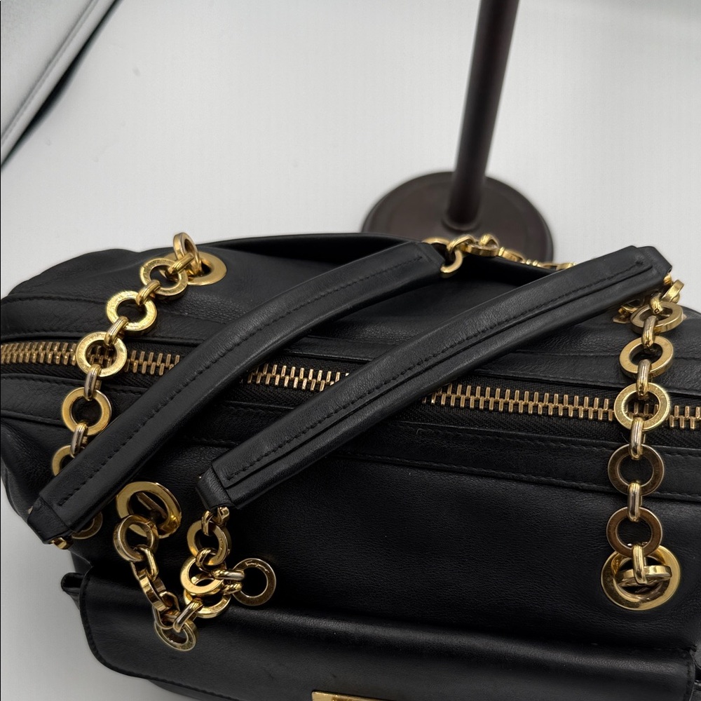 Salvatore Ferragamo Gancini Black Leather Shoulder Bag - Picture 14 of 14